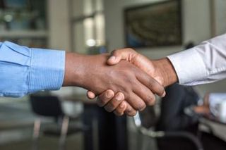 People hand shaking